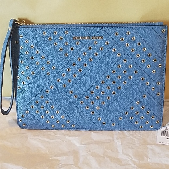 Michael Kors XL zip Clutch - Picture 2 of 7